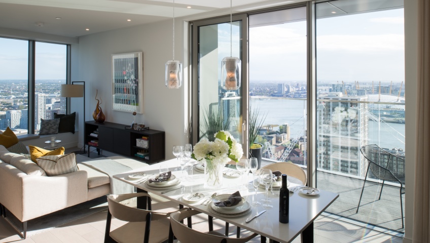 One bedroom apartment, dining space and views