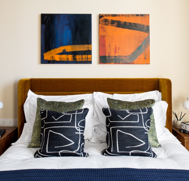 10 Park Drive studio apartment, bedroom