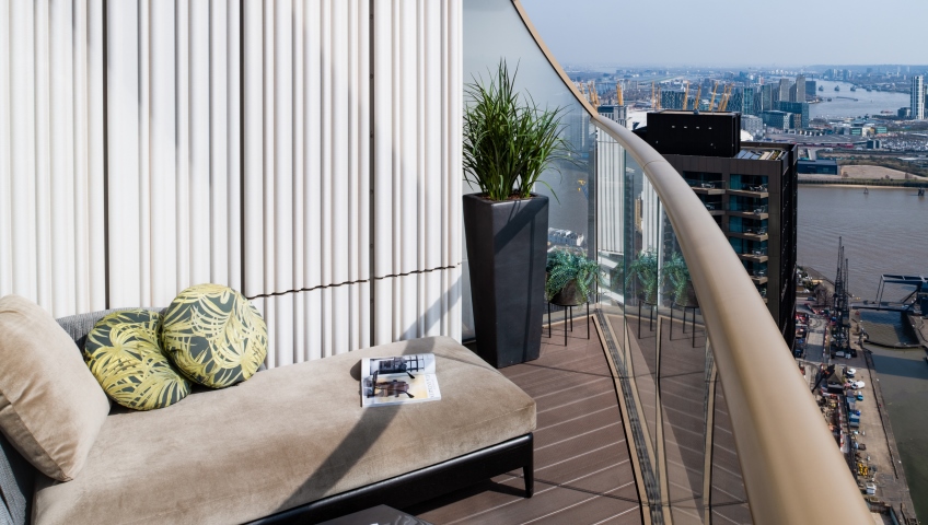 Balcony of apartment 5005, One Park Drive Canary Wharf